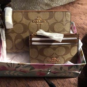 NEW Coach Mini Skinny Id Case & Coach  Signature PVC Double Zip Wallet Set